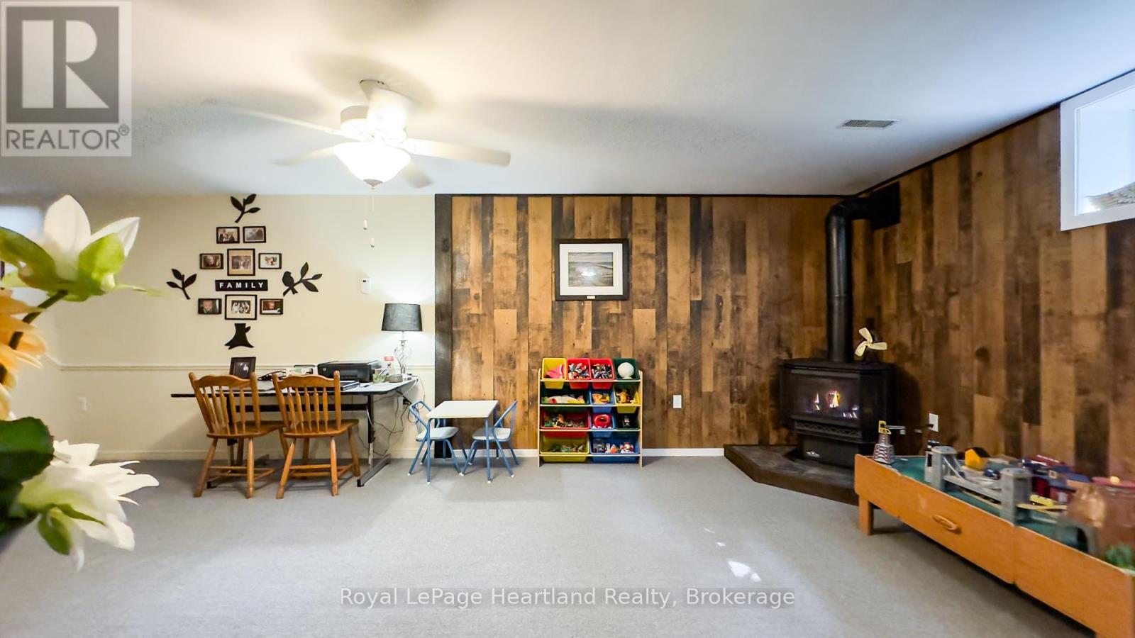 30 North Street, Huron East, Ontario N0K 1G0 - Photo 35 - X12608148