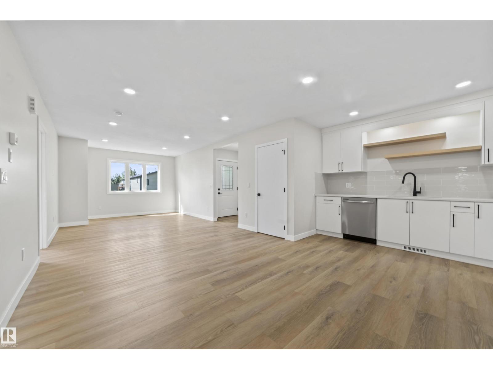 5032 55 AVE, Tofield, Alberta