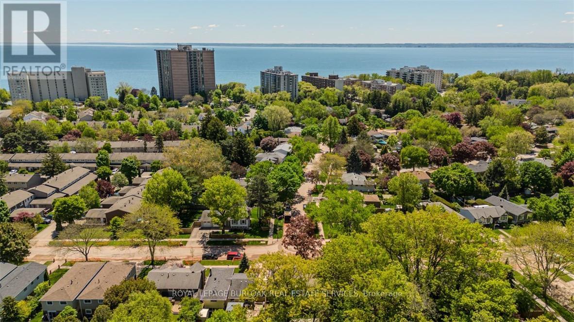 5253 Bromley Road, Burlington, Ontario  L7L 3G1 - Photo 16 - W12409736