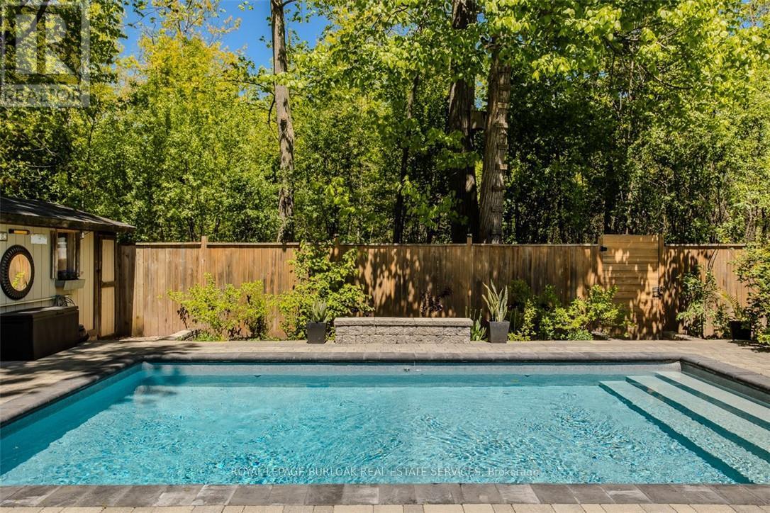 5253 Bromley Road, Burlington, Ontario  L7L 3G1 - Photo 13 - W12409736