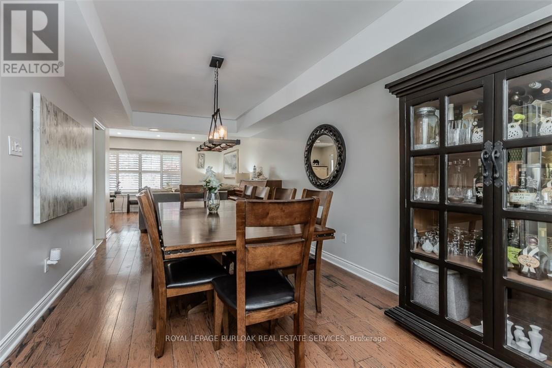 5253 Bromley Road, Burlington, Ontario  L7L 3G1 - Photo 23 - W12409736