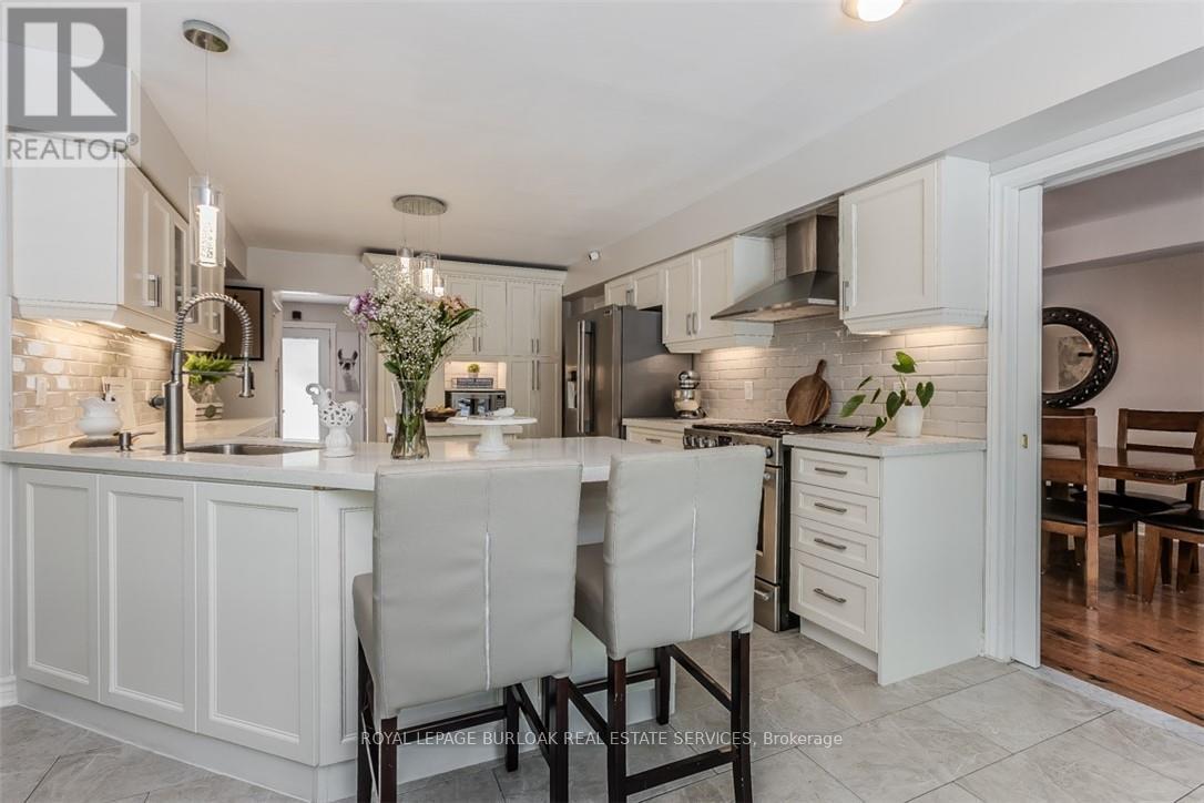 5253 Bromley Road, Burlington, Ontario  L7L 3G1 - Photo 26 - W12409736