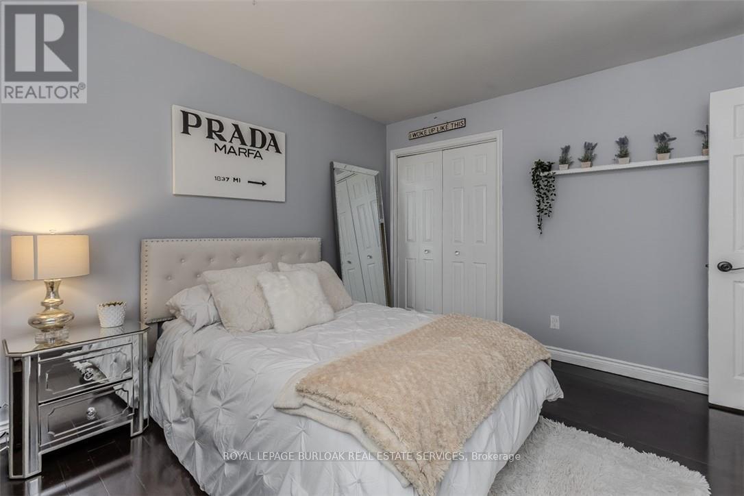 5253 Bromley Road, Burlington, Ontario  L7L 3G1 - Photo 36 - W12409736