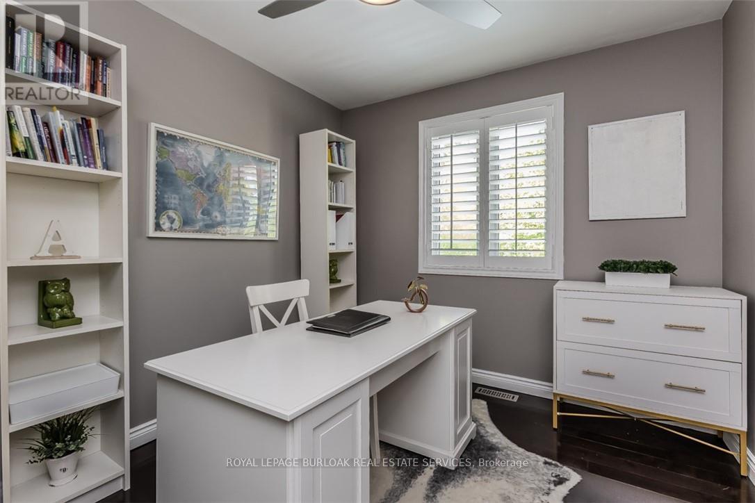 5253 Bromley Road, Burlington, Ontario  L7L 3G1 - Photo 40 - W12409736