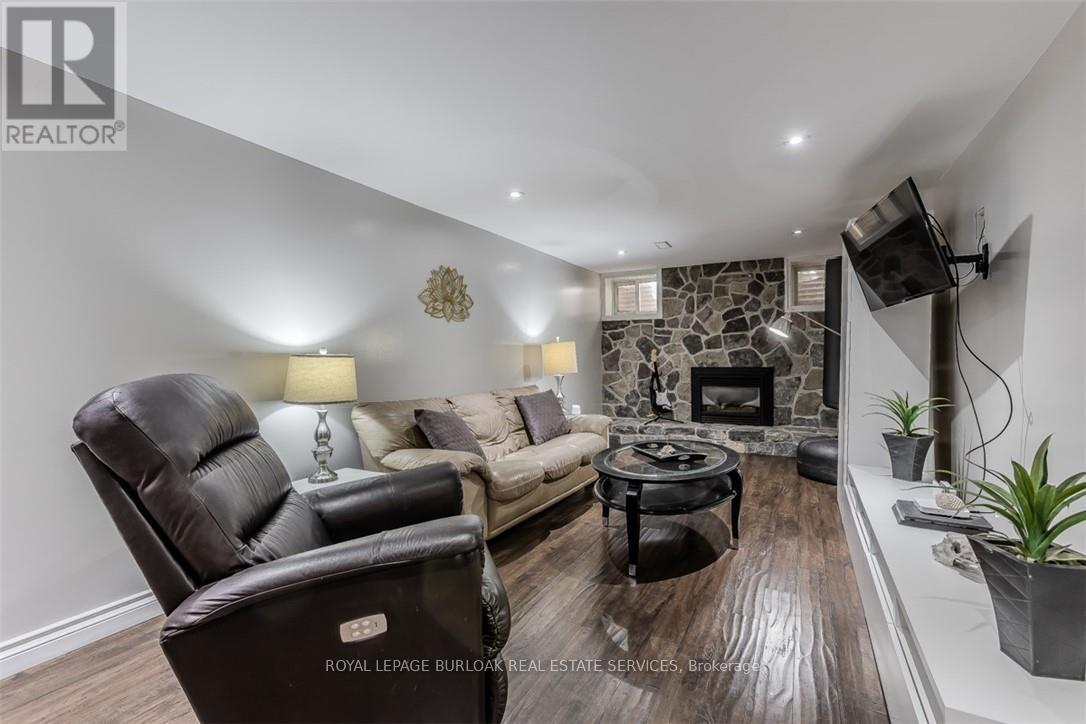 5253 Bromley Road, Burlington, Ontario  L7L 3G1 - Photo 43 - W12409736
