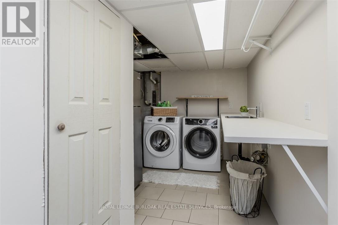 5253 Bromley Road, Burlington, Ontario  L7L 3G1 - Photo 48 - W12409736