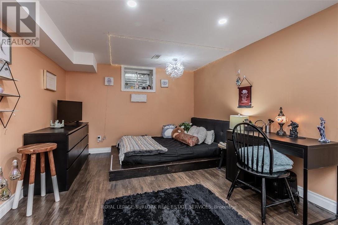 5253 Bromley Road, Burlington, Ontario  L7L 3G1 - Photo 46 - W12409736