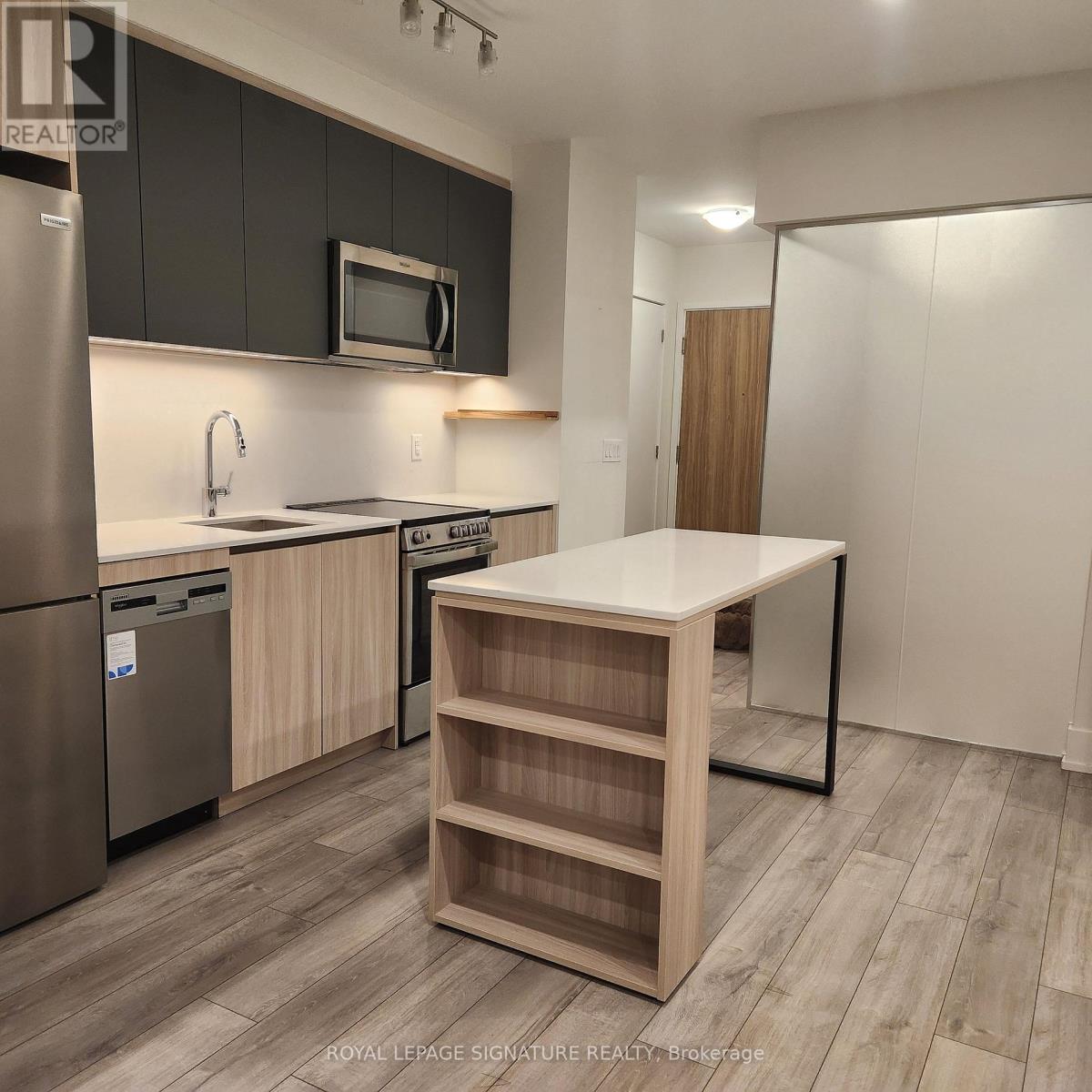 910 - 3100 Keele Street, Toronto, Ontario  M3M 0E1 - Photo 13 - W12440948