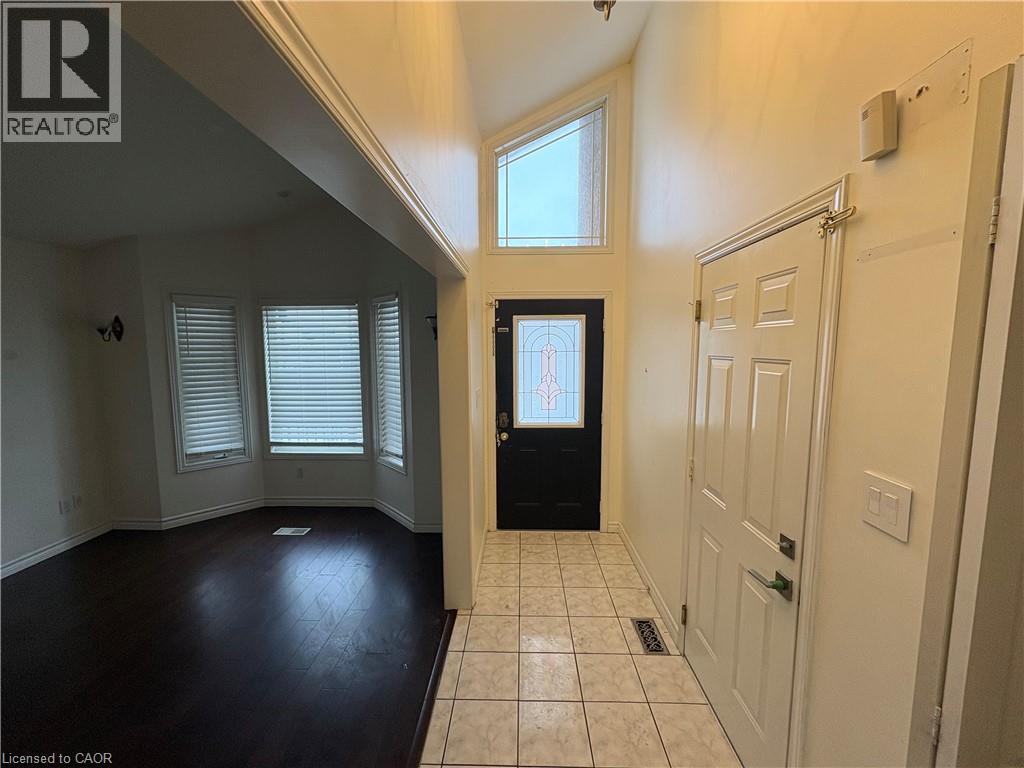 35 Melrose Place Unit# Upper, Guelph, Ontario  N1K 1W4 - Photo 3 - 40792765