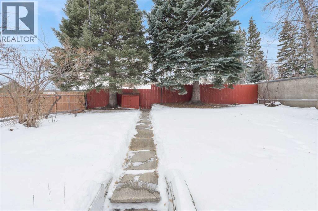 427 Tache Avenue Nw, Calgary, Alberta  T2K 3R6 - Photo 26 - A2273238