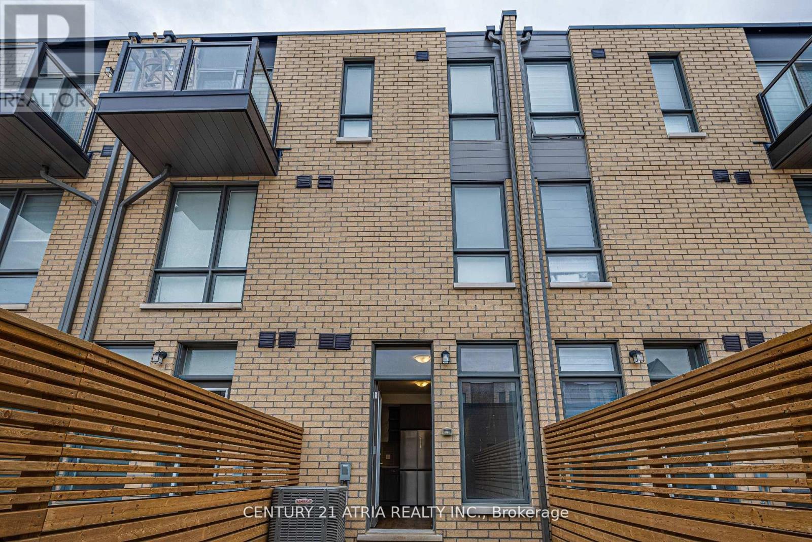 28 TURTLE ISLAND ROAD, Toronto, Ontario