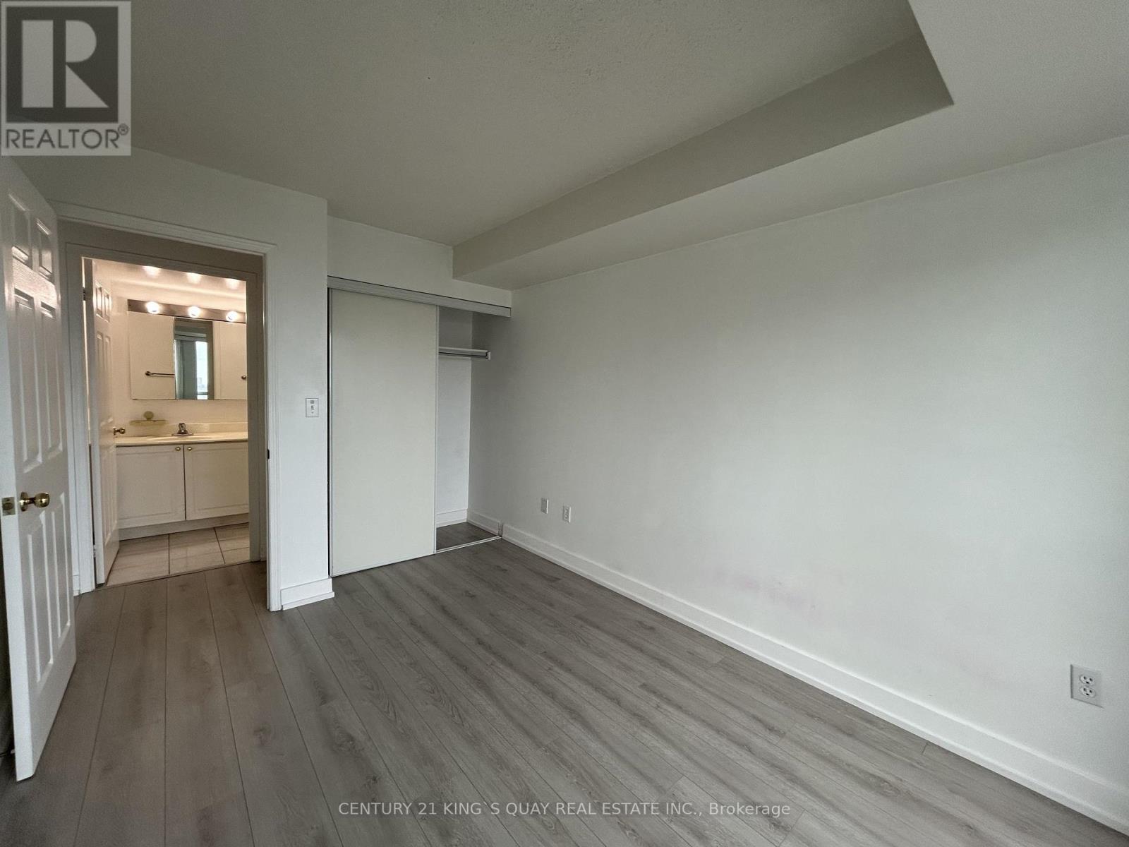 1606 - 1 Pemberton Avenue, Toronto, Ontario  M2M 4L9 - Photo 8 - C12554106