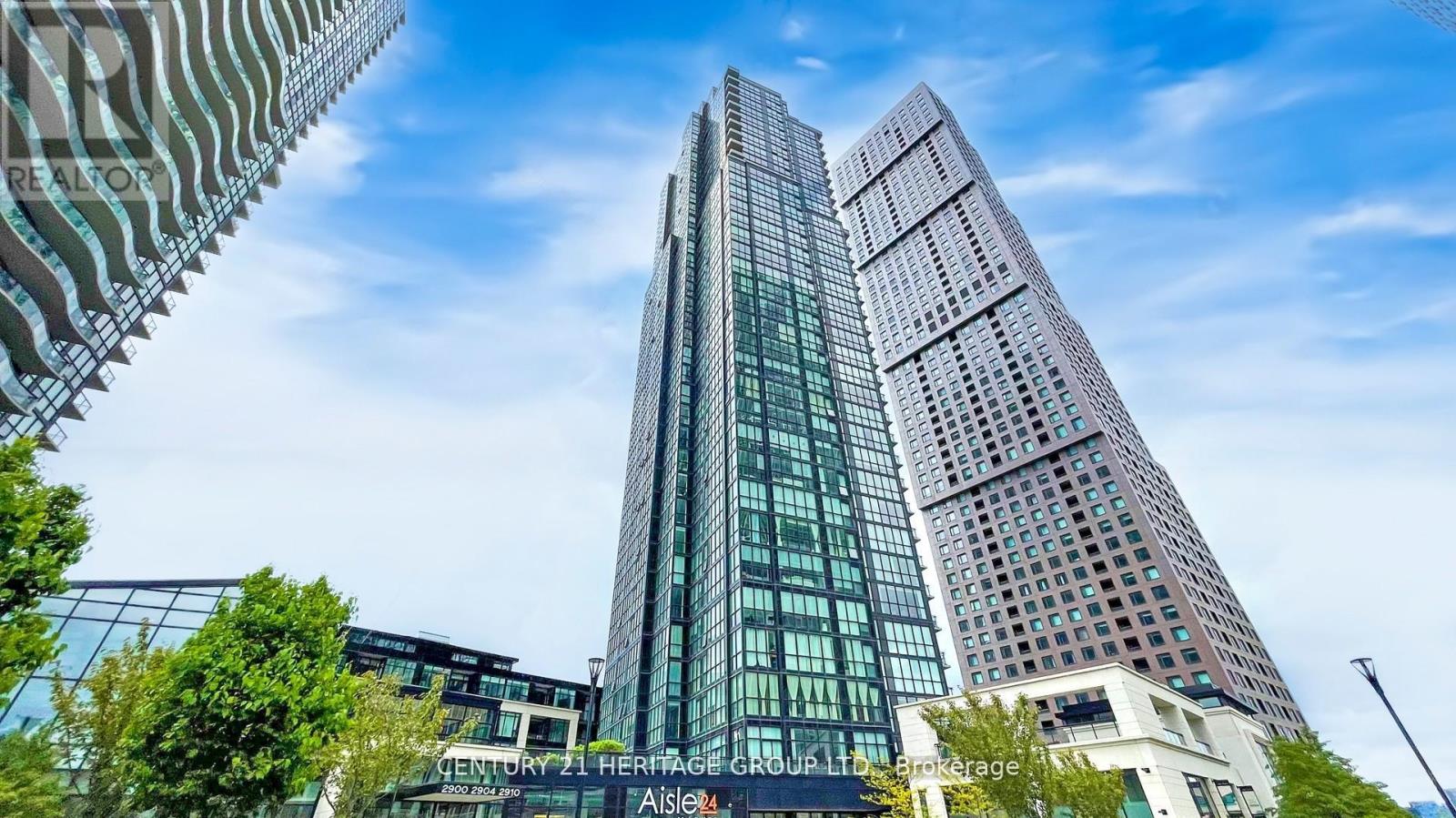 405 - 2910 HIGHWAY 7 ROAD W, Vaughan, Ontario