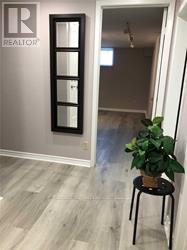 Lower - 109 Centre Street E, Richmond Hill (Crosby), Ontario  L4C 1A3 - Photo 4 - N12608126