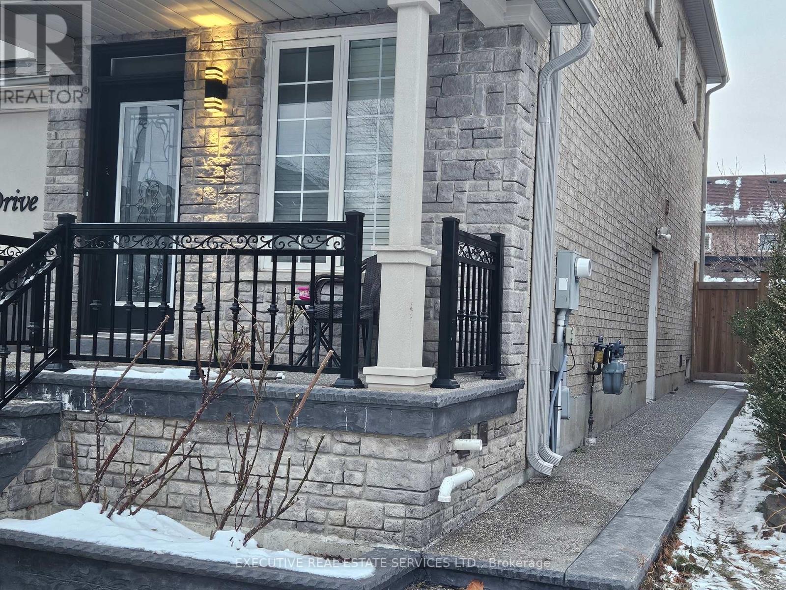 (Basement) - 5454 Tasha Drive, Mississauga, Ontario  L5M 6N5 - Photo 4 - W12608142