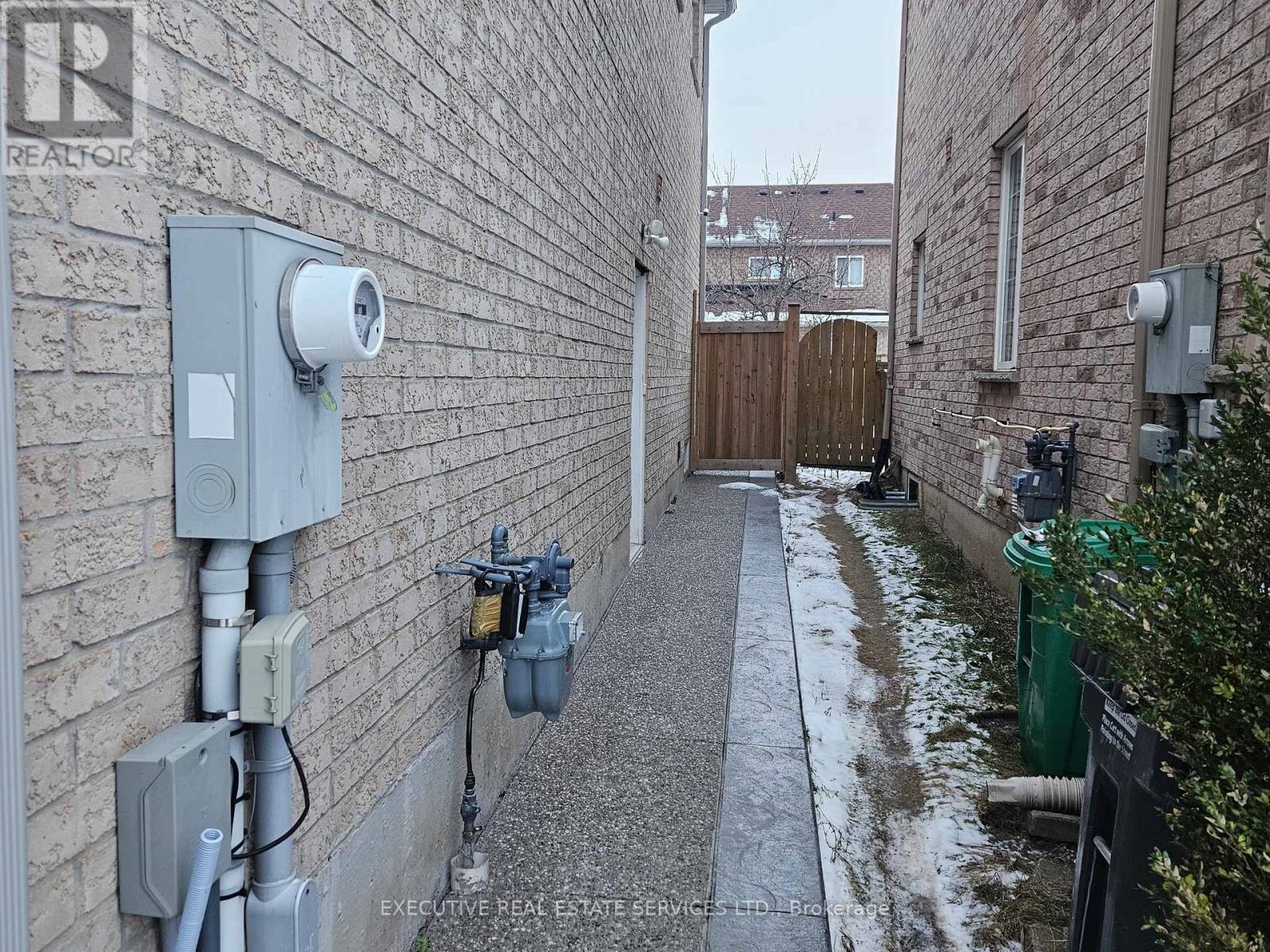 (Basement) - 5454 Tasha Drive, Mississauga, Ontario  L5M 6N5 - Photo 6 - W12608142