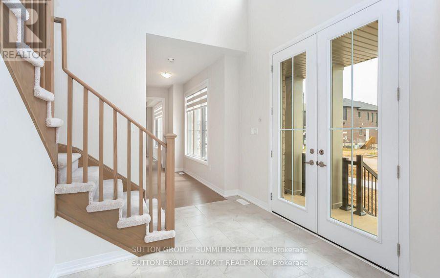 250 Newman Drive, Cambridge, Ontario  N1S 0E1 - Photo 3 - X12608150