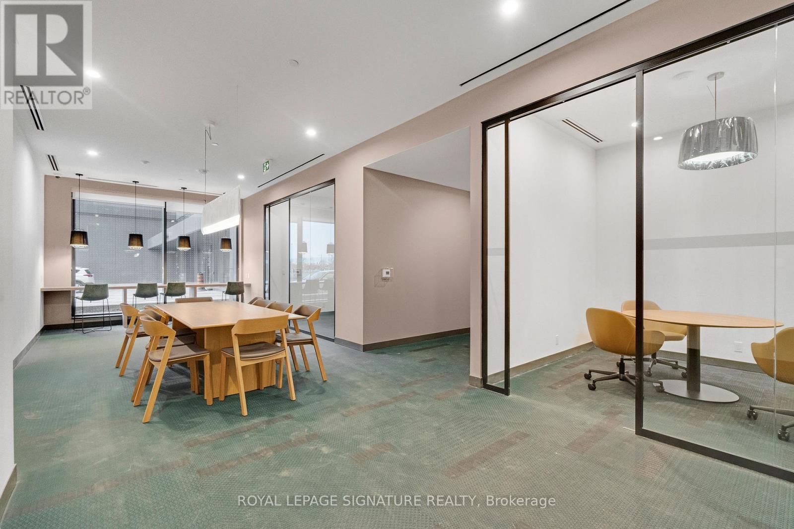 722 - 1007 The Queensway, Toronto, Ontario  M8Z 6C7 - Photo 33 - W12540570