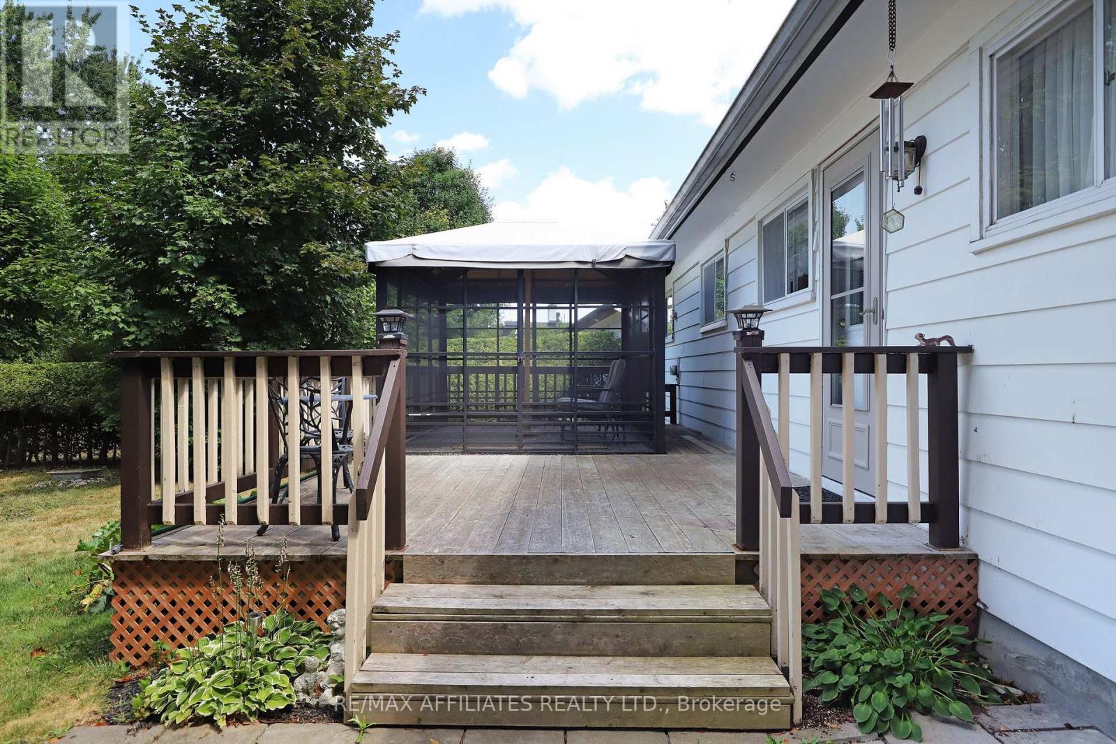 17 Canfield Road, Ottawa, Ontario  K2H 5S7 - Photo 32 - X12436501