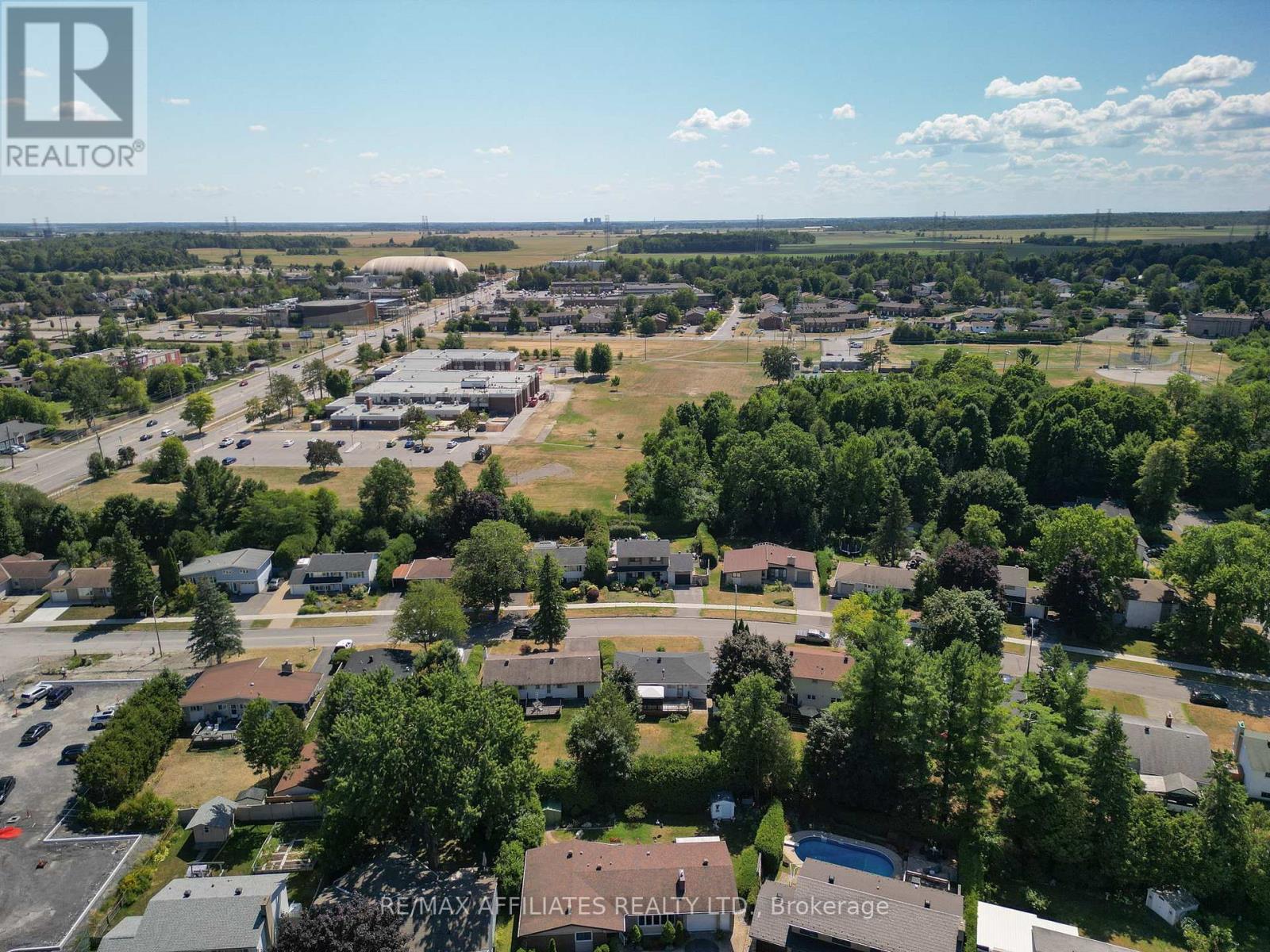 17 Canfield Road, Ottawa, Ontario  K2H 5S7 - Photo 41 - X12436501