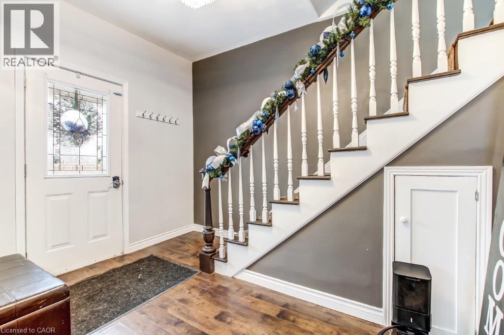 16 King Lane, Simcoe, Ontario  N3Y 3Z4 - Photo 3 - 40792583