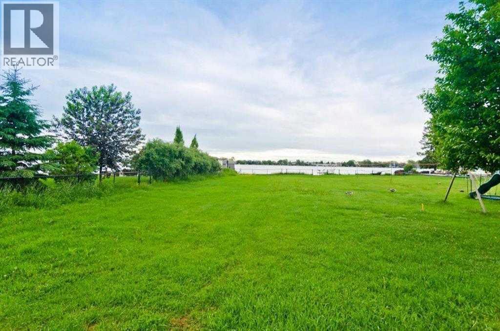 492 West Chestermere Drive, Chestermere, Alberta  T1X 1B3 - Photo 8 - A2274146