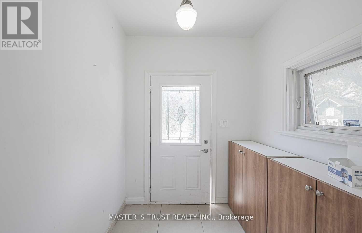 Upper - 2668 Midland Avenue, Toronto (Agincourt South-Malvern West), Ontario  M1S 1R7 - Photo 12 - E12608180