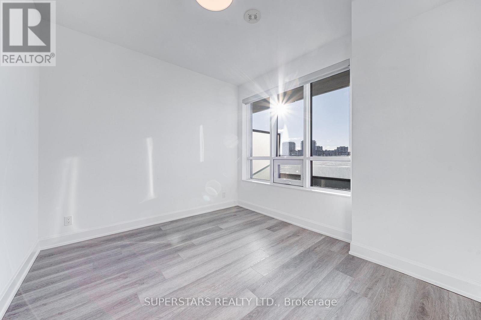 307 - 38 Water Walk Drive, Markham, Ontario  L3R 6M8 - Photo 14 - N12584820