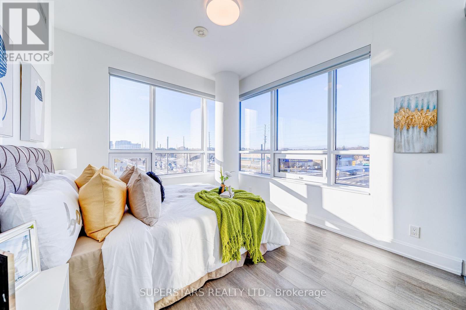 307 - 38 Water Walk Drive, Markham, Ontario  L3R 6M8 - Photo 7 - N12584820