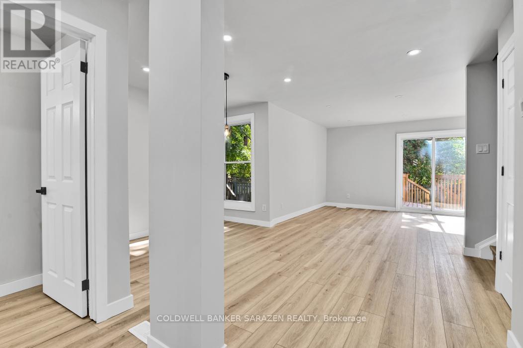 54 Greenboro Crescent, Ottawa, Ontario K1T 1W5 - Photo 11 - X12590818