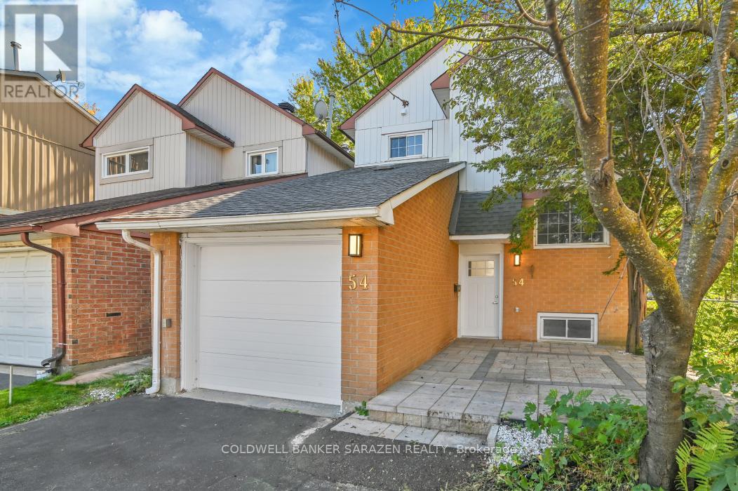 54 Greenboro Crescent, Ottawa, Ontario K1T 1W5 - Photo 2 - X12590818