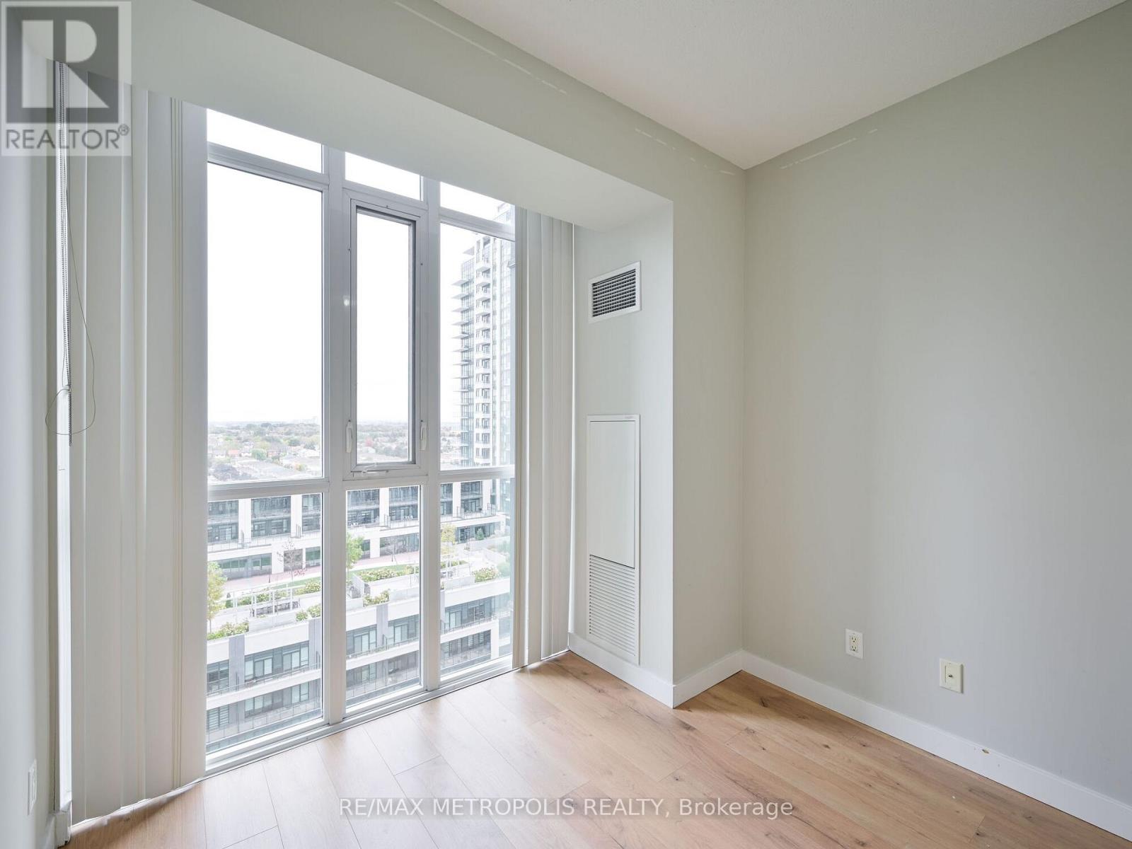 1004 - 4070 Confederation Parkway, Mississauga, Ontario  L5B 0E9 - Photo 26 - W12608166