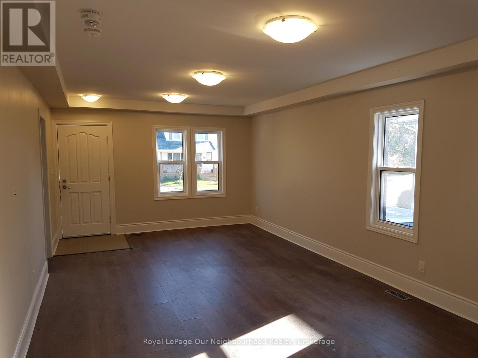 Unit 1 (Main) - 290 Eulalie Avenue, Oshawa (Central), Ontario  L1H 2B7 - Photo 5 - E12608224