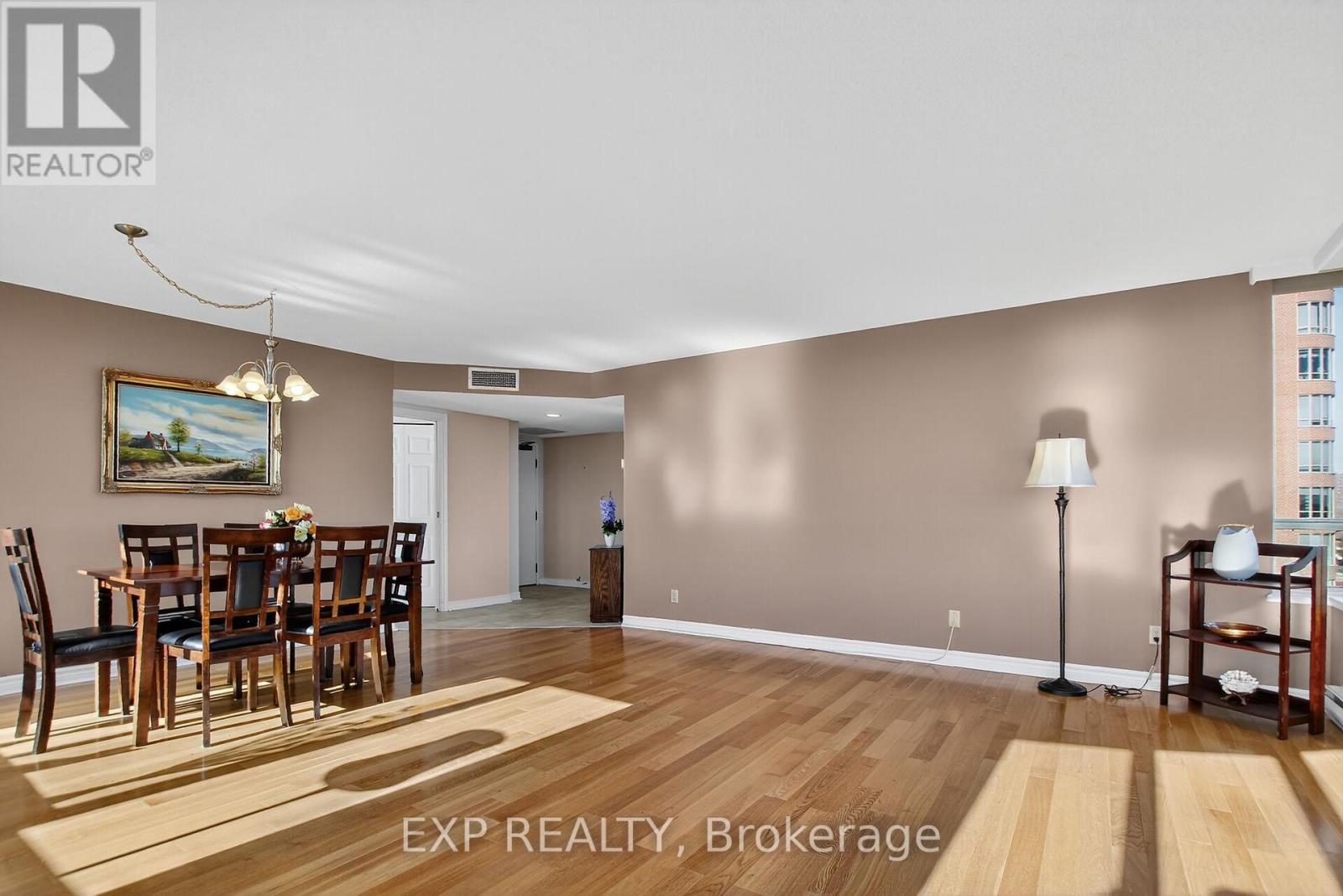 606 - 100 Grant Carman Drive, Ottawa, Ontario  K2E 8B8 - Photo 14 - X12608186