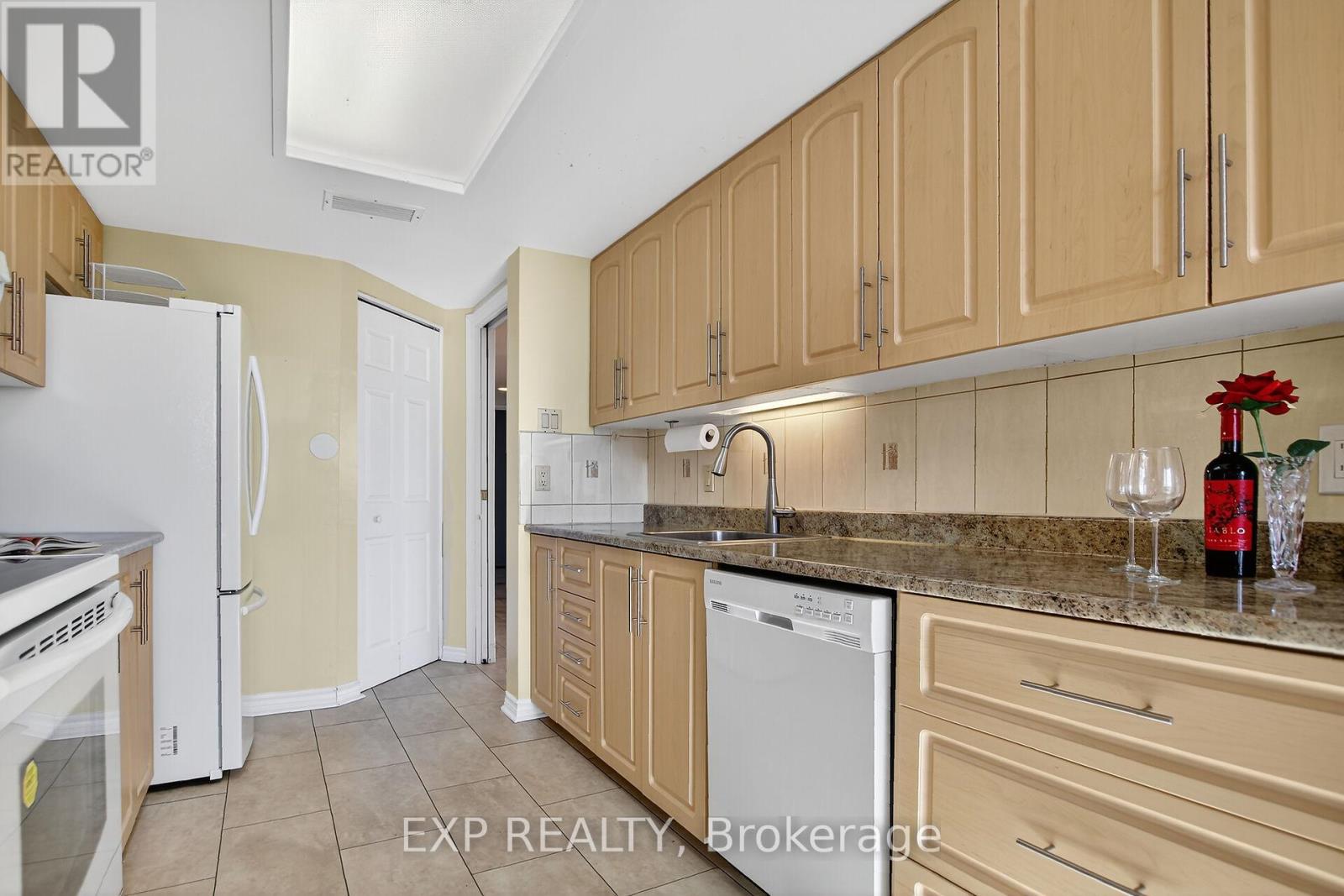 606 - 100 Grant Carman Drive, Ottawa, Ontario  K2E 8B8 - Photo 17 - X12608186