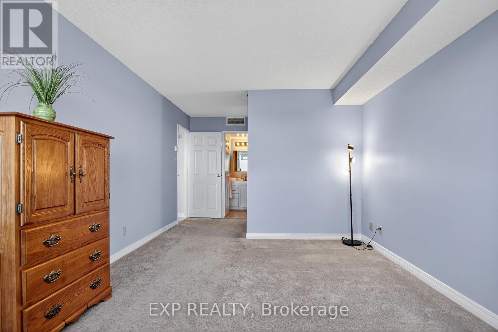 606 - 100 Grant Carman Drive, Ottawa, Ontario  K2E 8B8 - Photo 32 - X12608186