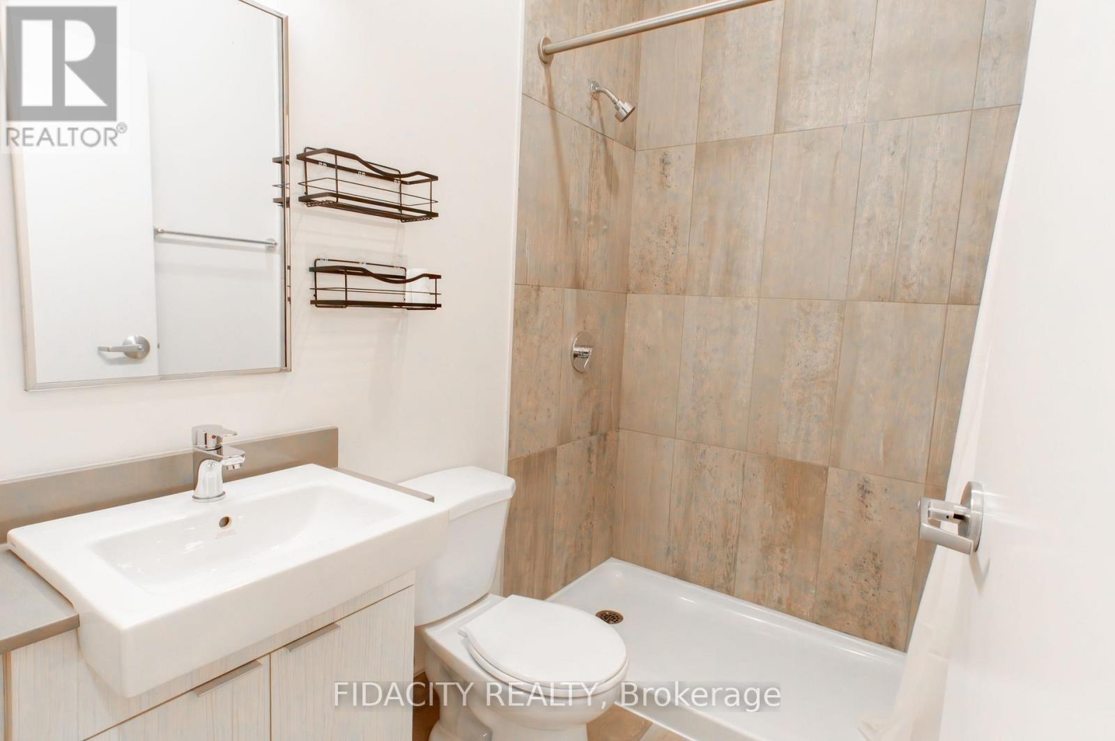 216 - 105 Champagne Avenue S, Ottawa, Ontario K1S 5E5 - Photo 8 - X12608232