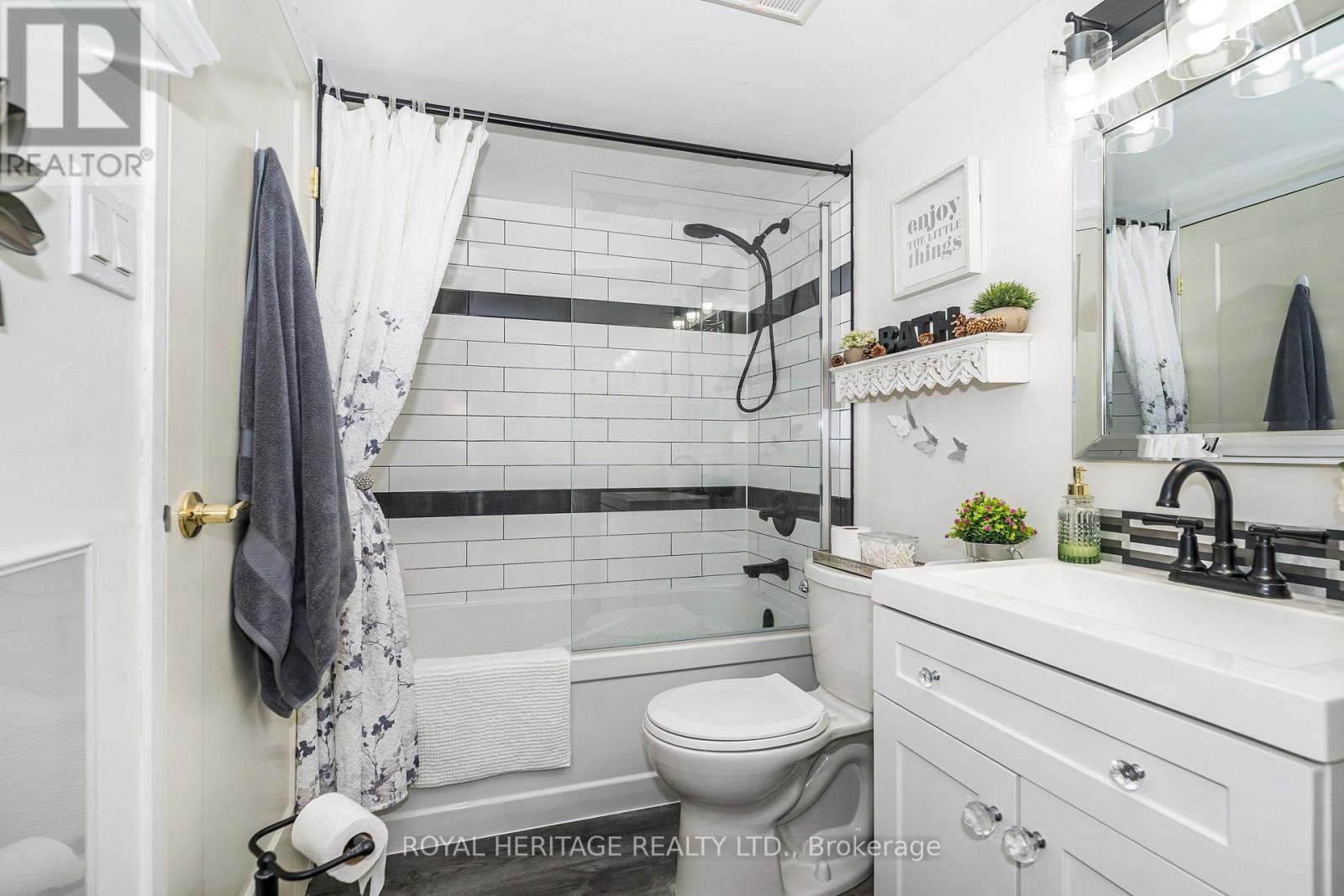 101 - 1535 Diefenbaker Court, Pickering, Ontario  L1V 3W2 - Photo 12 - E12451194