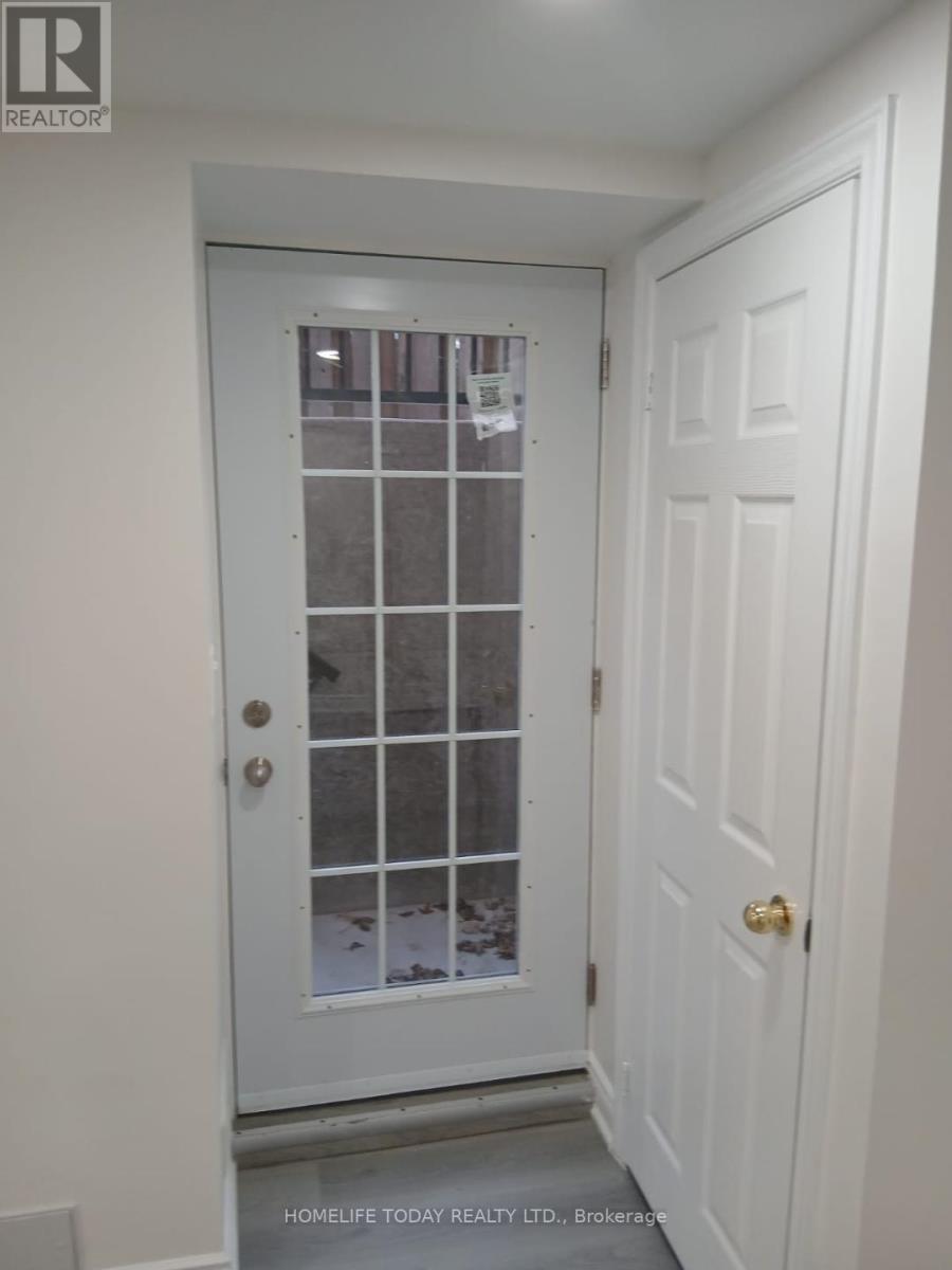 Bsmt - 1325 Beauty Bush Court, Mississauga, Ontario  L5V 1K4 - Photo 10 - W12594660