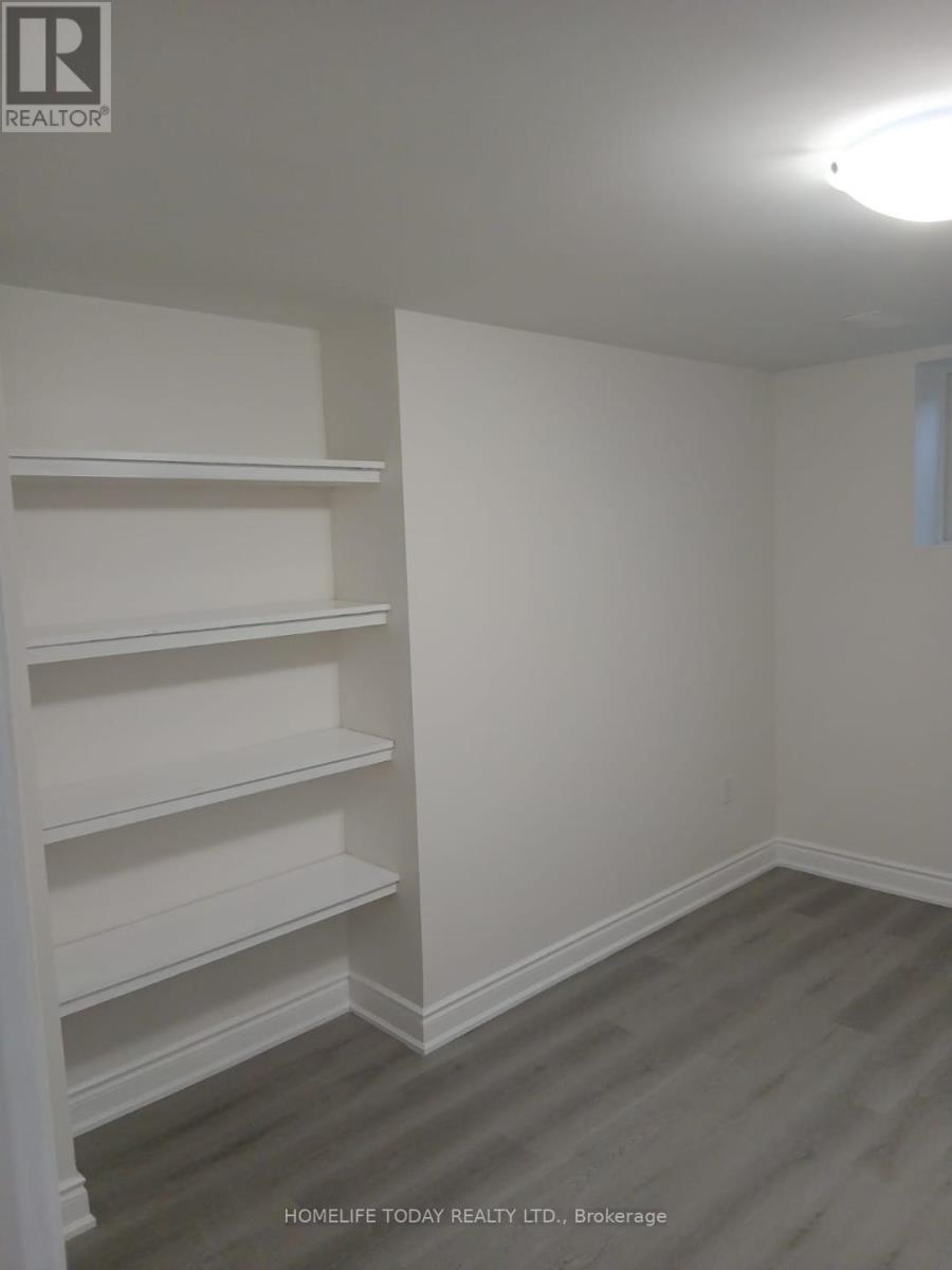 Bsmt - 1325 Beauty Bush Court, Mississauga, Ontario  L5V 1K4 - Photo 8 - W12594660