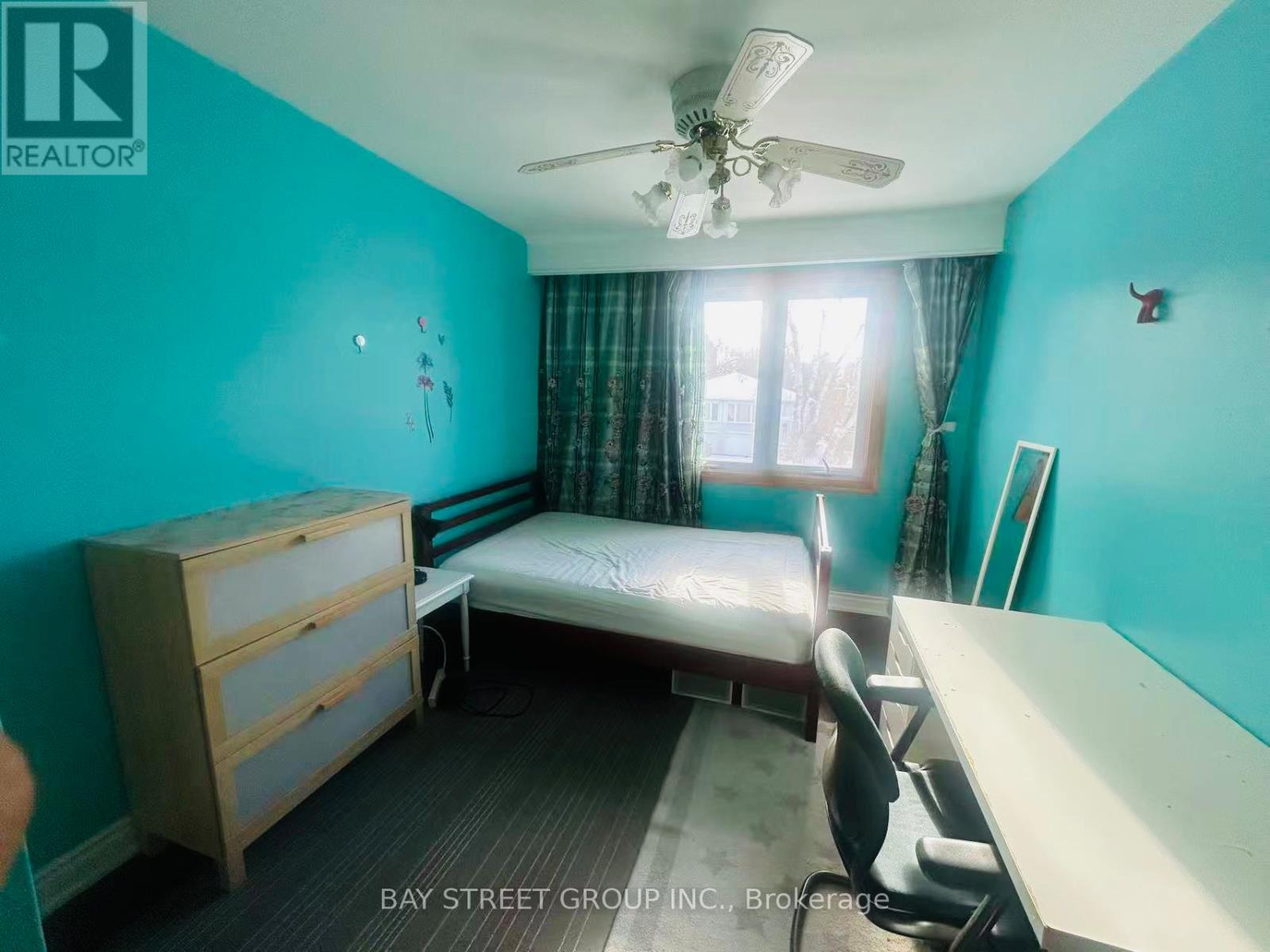 Second Or Third Bedroom - 82 Apache Trail, Toronto, Ontario  M2H 2H9 - Photo 7 - C12608204