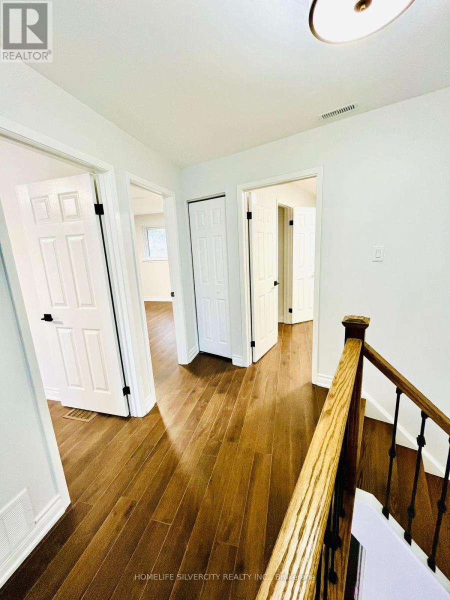 26 Niles Way, Markham, Ontario L3T 5B8 - Photo 9 - N12608184