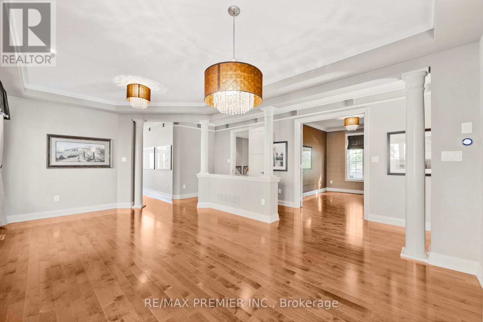 76 Orleans Circle, Vaughan, Ontario  L4H 0V3 - Photo 12 - N12444279