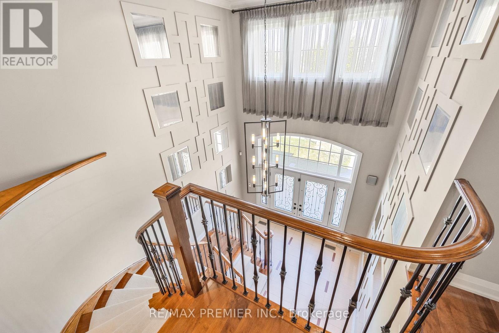 76 Orleans Circle, Vaughan, Ontario  L4H 0V3 - Photo 21 - N12444279