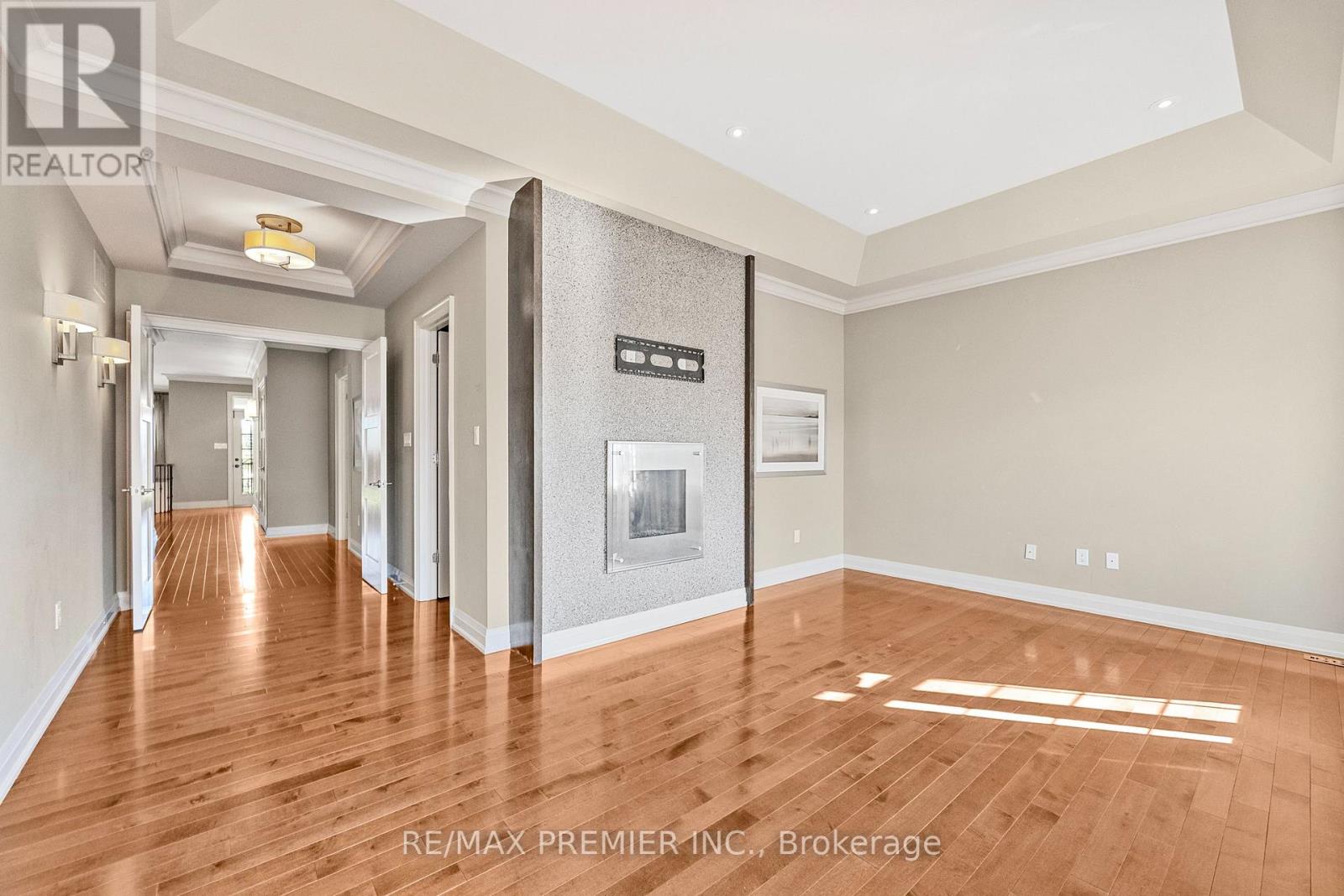 76 Orleans Circle, Vaughan, Ontario  L4H 0V3 - Photo 24 - N12444279