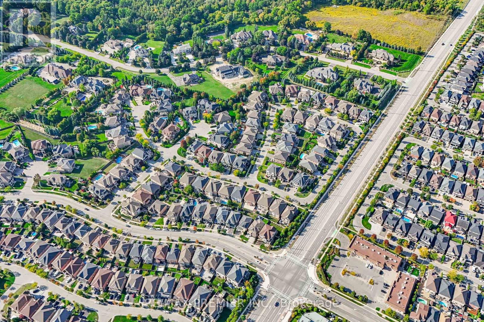 76 Orleans Circle, Vaughan, Ontario  L4H 0V3 - Photo 8 - N12444279