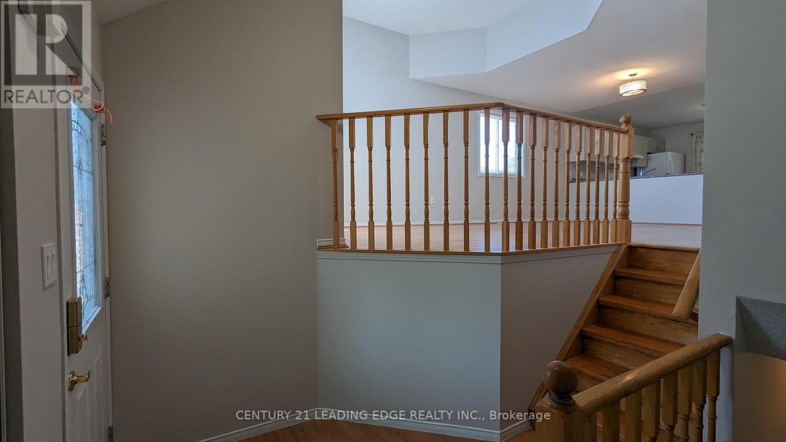 76 Srigley Street, Barrie, Ontario  L4N 0L7 - Photo 2 - S12606130