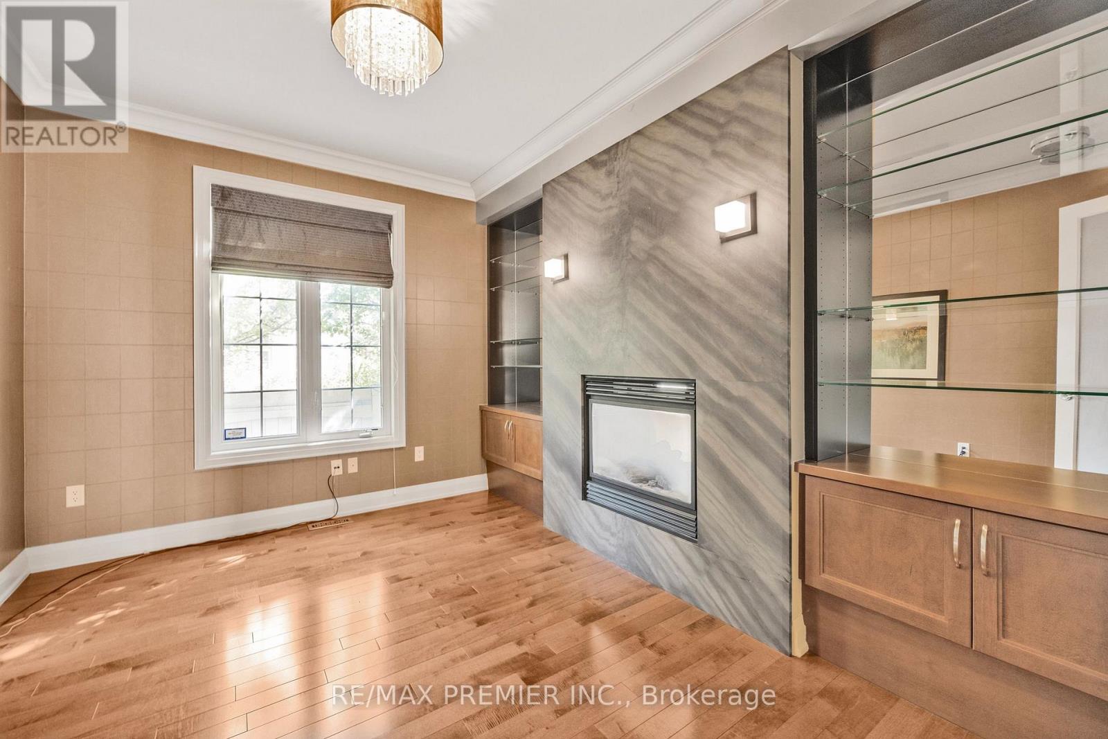 76 Orleans Circle, Vaughan, Ontario  L4H 0V3 - Photo 18 - N12444279