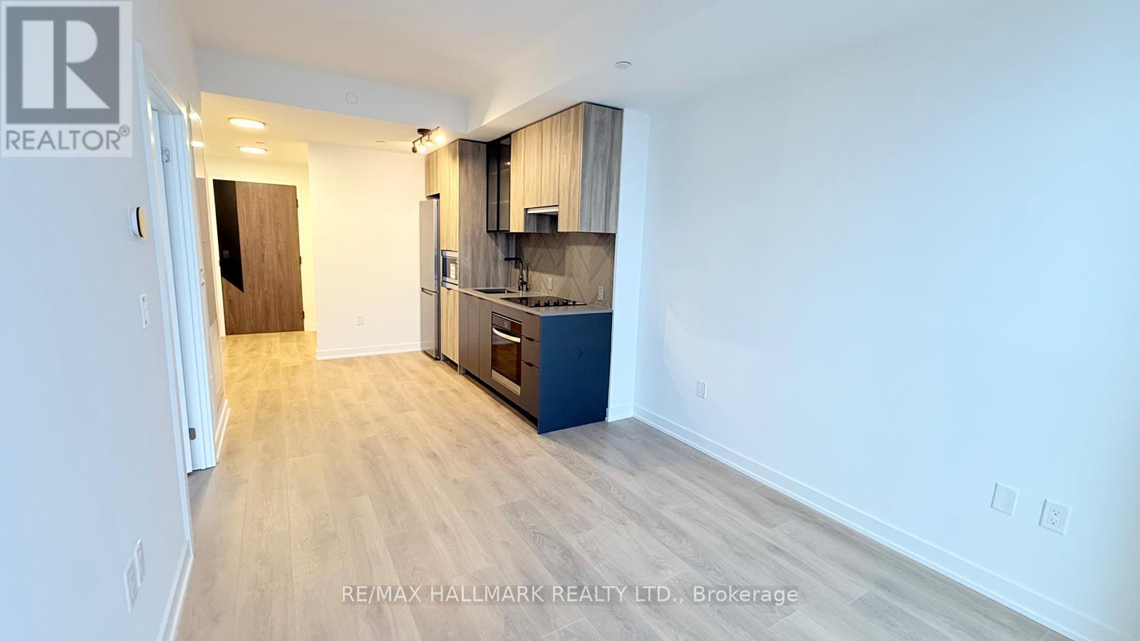 807 - 1037 The Queensway, Toronto, Ontario  M8Z 0H5 - Photo 7 - W12608182