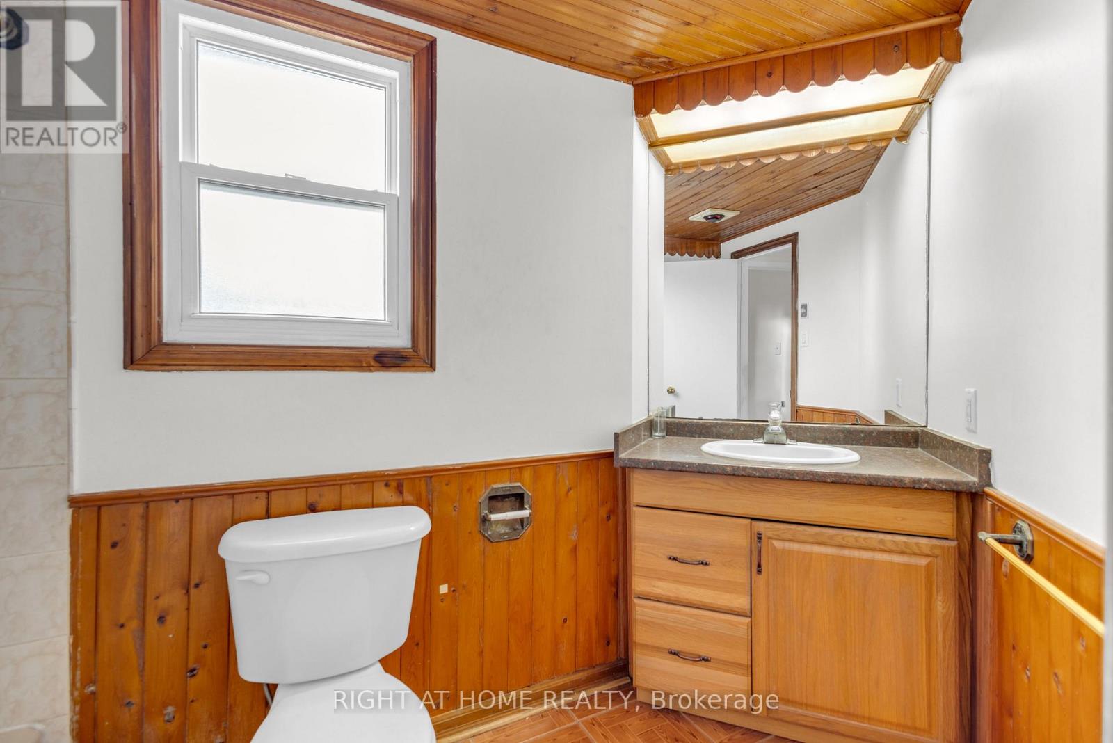 #15 - 41 Mississauga Valley Boulevard, Mississauga, Ontario L5A 3N5 - Photo 24 - W12608202